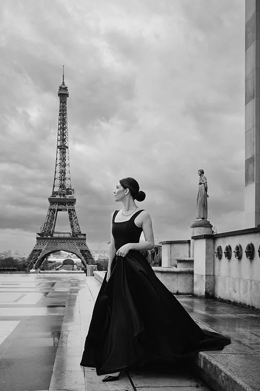 birthday photoshoot solo traveler Paris